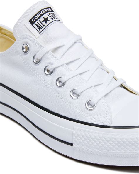 converse chucks for women.